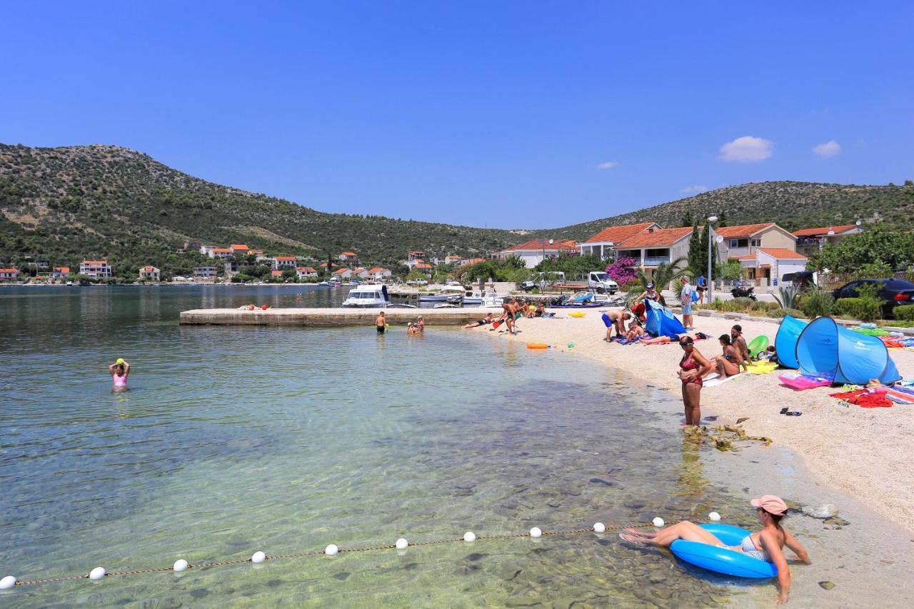 Apartments With A Parking Space Poljica, Trogir - 10010 Marina Exterior photo