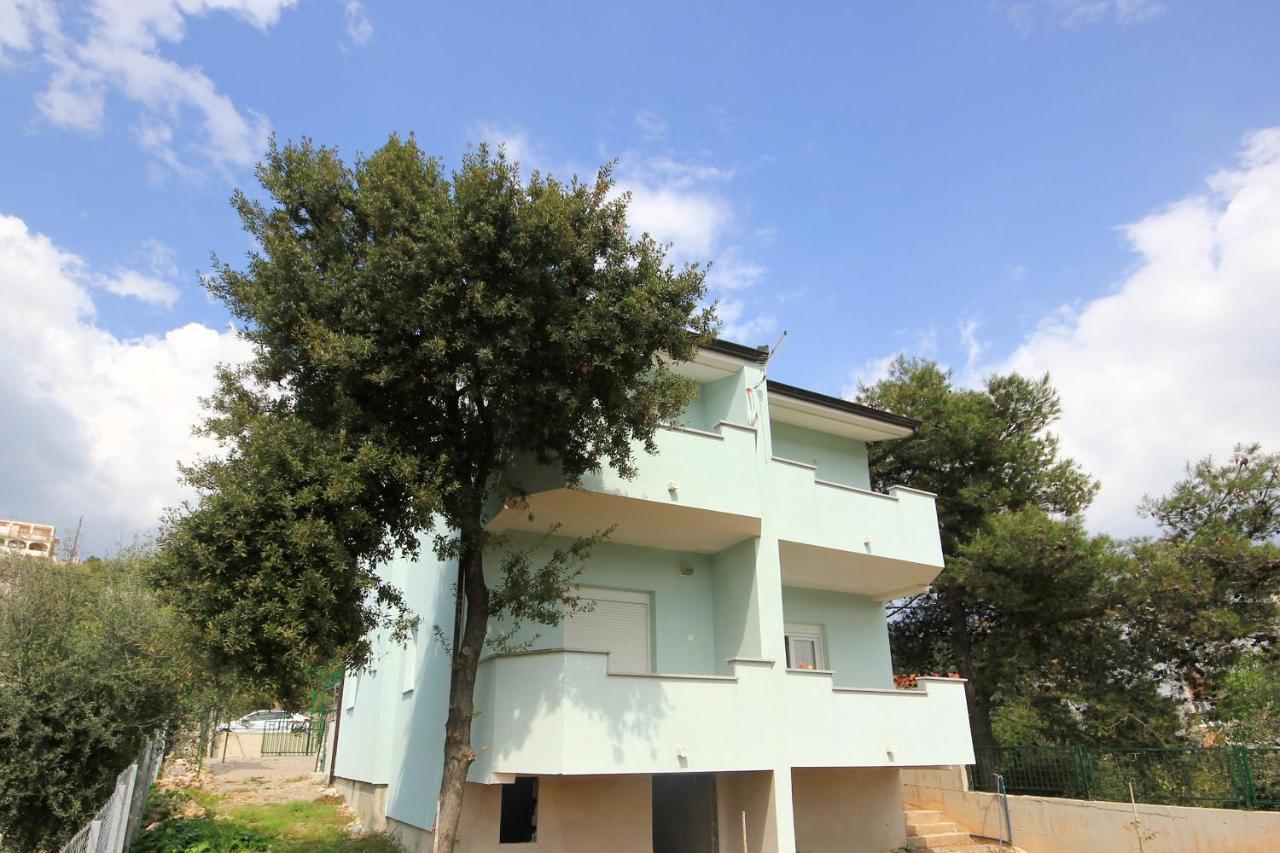 Apartments With A Parking Space Poljica, Trogir - 10010 Marina Exterior photo
