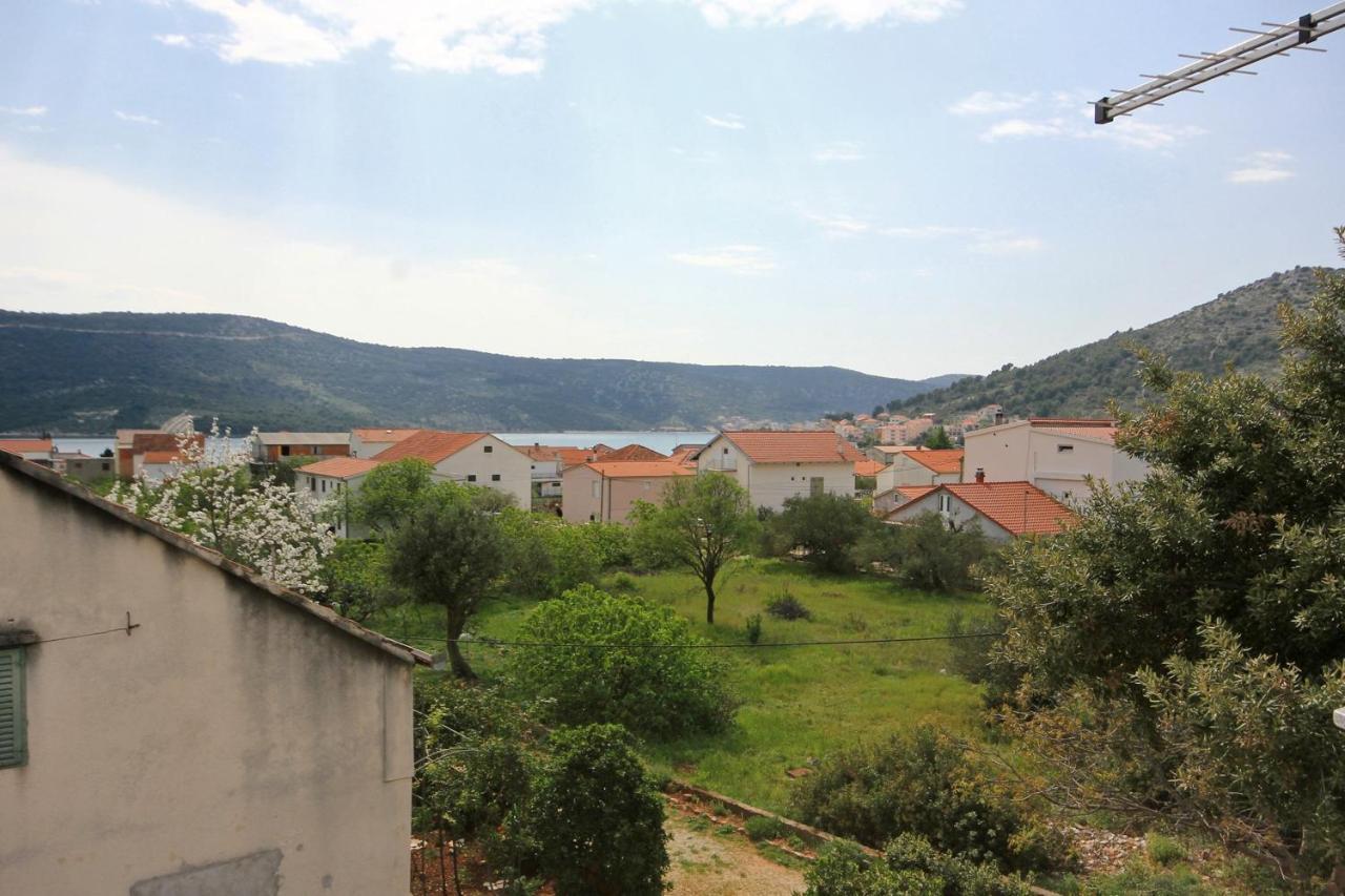 Apartments With A Parking Space Poljica, Trogir - 10010 Marina Exterior photo