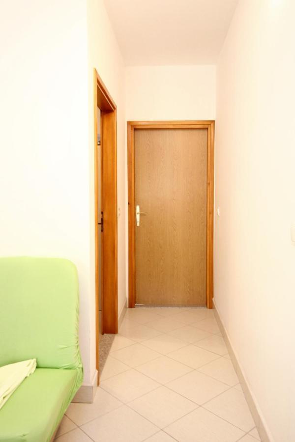 Apartments With A Parking Space Poljica, Trogir - 10010 Marina Exterior photo